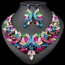 Load image into Gallery viewer, Fashion Crystal Necklace Earrings Set - winsomesboutique