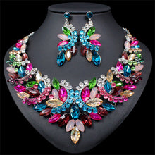Load image into Gallery viewer, Fashion Crystal Necklace Earrings Set - winsomesboutique