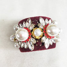 Load image into Gallery viewer, Geometric Double Round Shell Bracelet - winsomesboutique