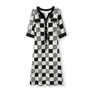 V collar short sleeve black and white contrast silk dress - winsomesboutique
